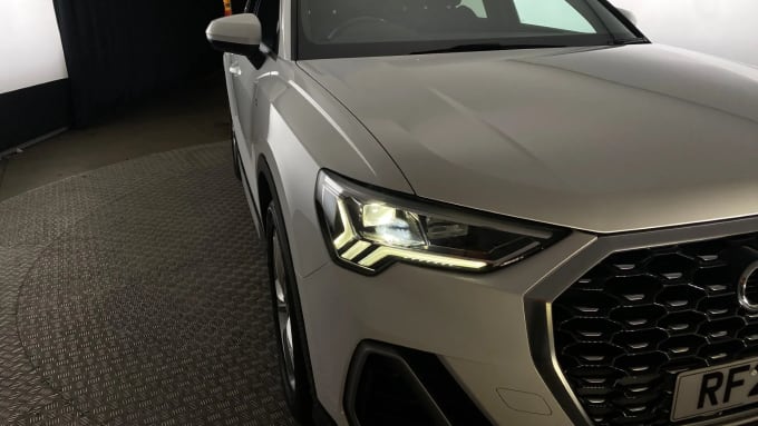 2021 Audi Q3