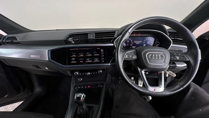 2021 Audi Q3