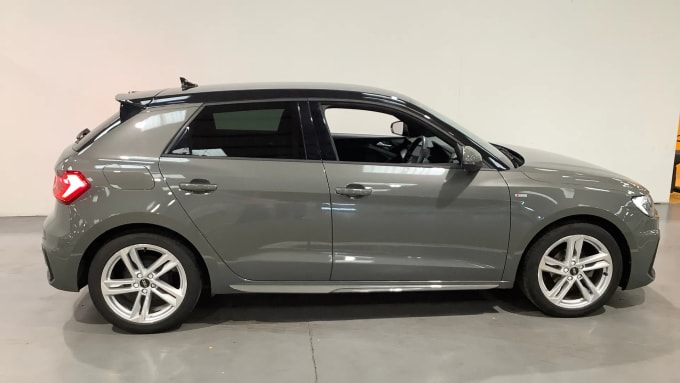 2021 Audi A1