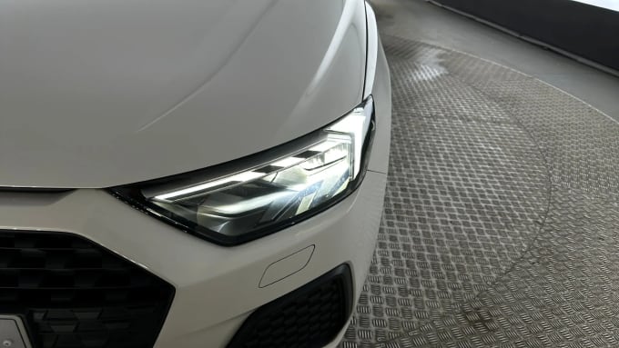 2022 Audi A1