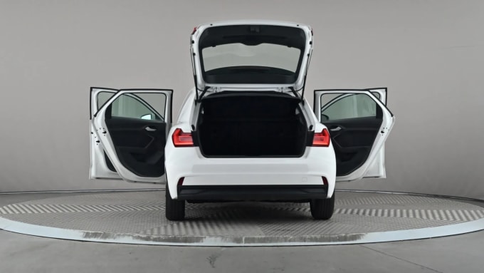 2022 Audi A1
