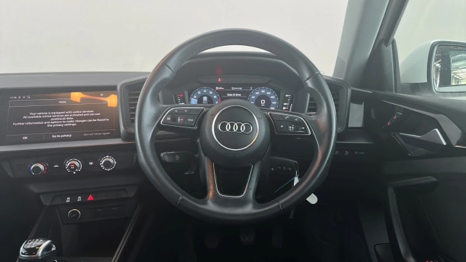 2022 Audi A1