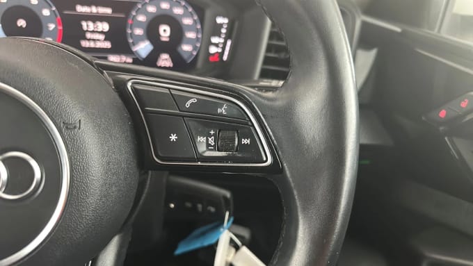 2022 Audi A1