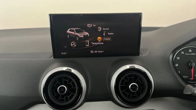 2022 Audi Q2