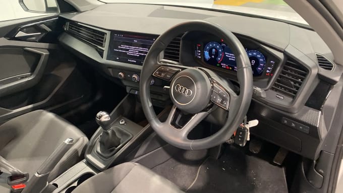 2022 Audi A1