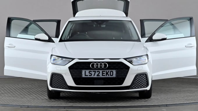 2022 Audi A1