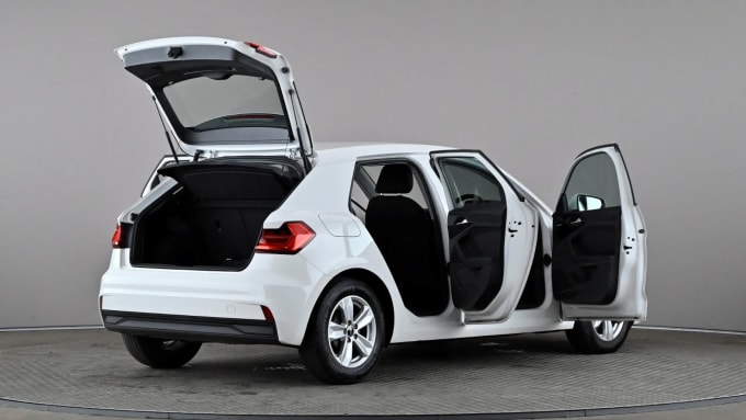 2022 Audi A1