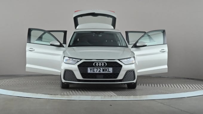 2022 Audi A1