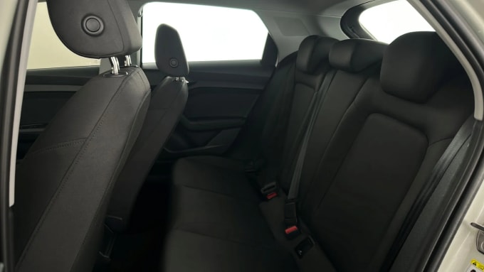 2022 Audi A1