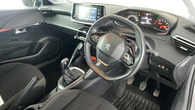 2021 Peugeot 208