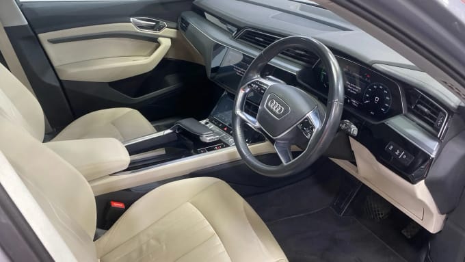 2020 Audi E-tron