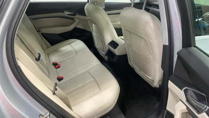 2020 Audi E-tron