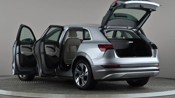 2020 Audi E-tron