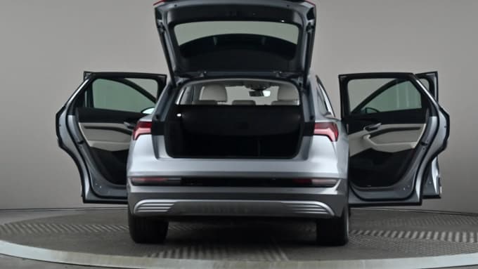 2020 Audi E-tron