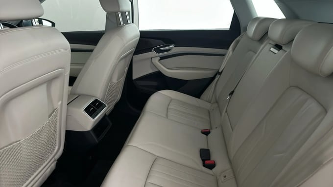 2020 Audi E-tron