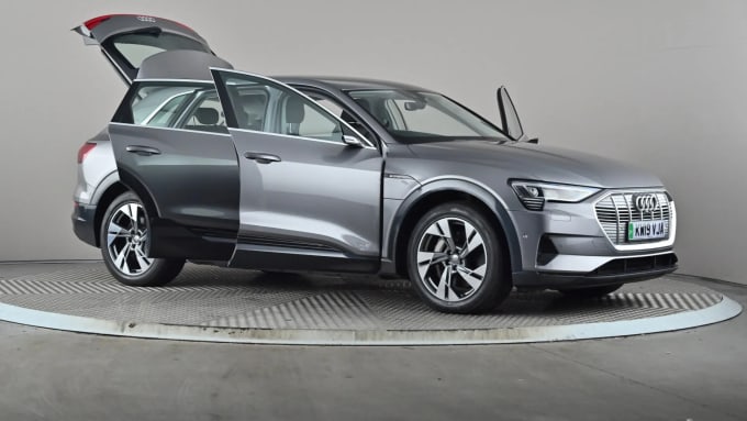 2019 Audi E-tron