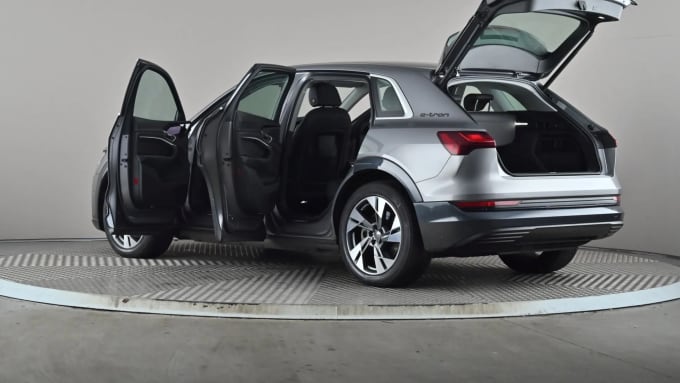 2019 Audi E-tron