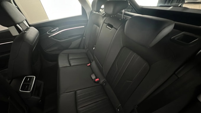 2019 Audi E-tron