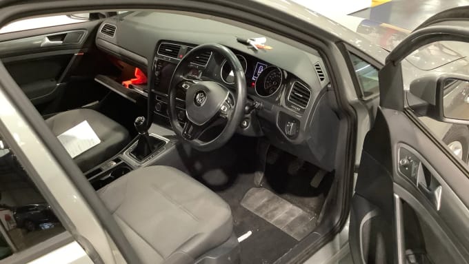 2019 Volkswagen Golf