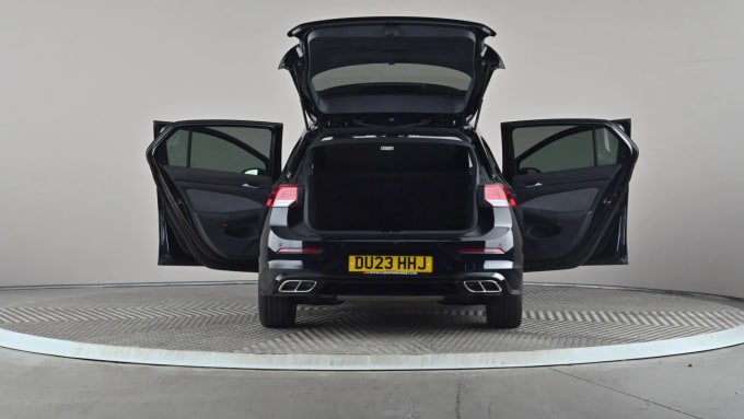 2023 Volkswagen Golf