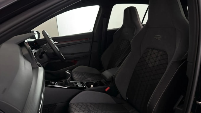 2023 Volkswagen Golf