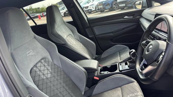 2022 Volkswagen Golf