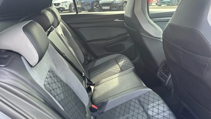 2022 Volkswagen Golf