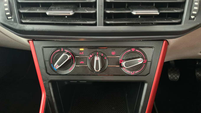2018 Volkswagen Polo