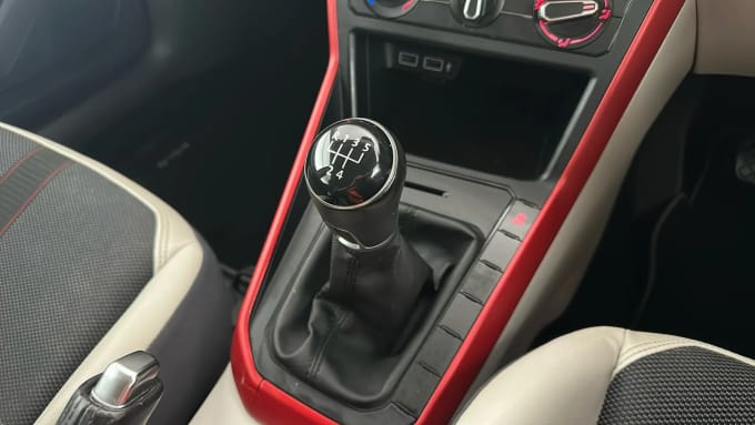 2018 Volkswagen Polo
