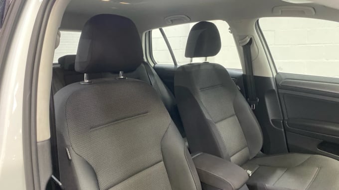 2018 Volkswagen Golf