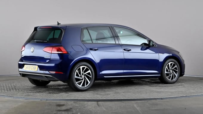 2019 Volkswagen Golf
