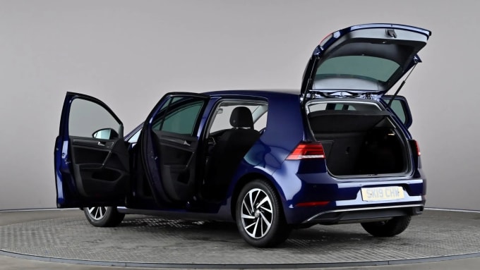 2019 Volkswagen Golf
