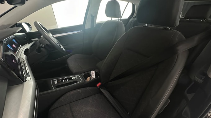 2022 Volkswagen Golf