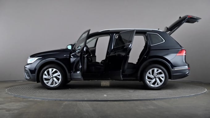2023 Volkswagen Tiguan Allspace