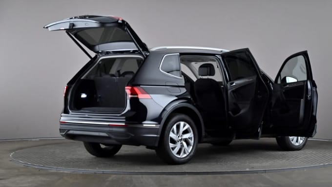 2023 Volkswagen Tiguan Allspace