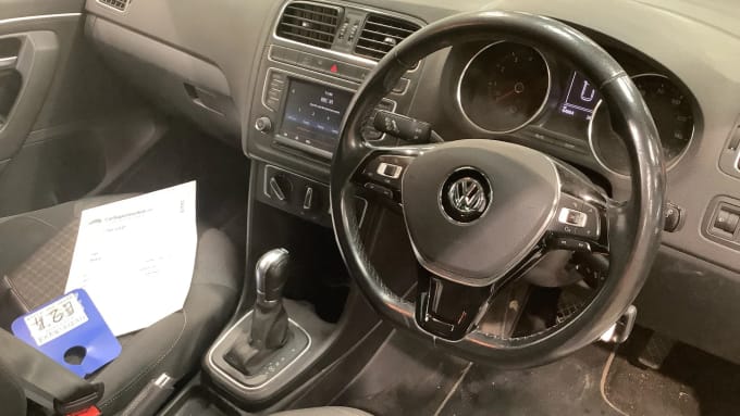 2016 Volkswagen Polo