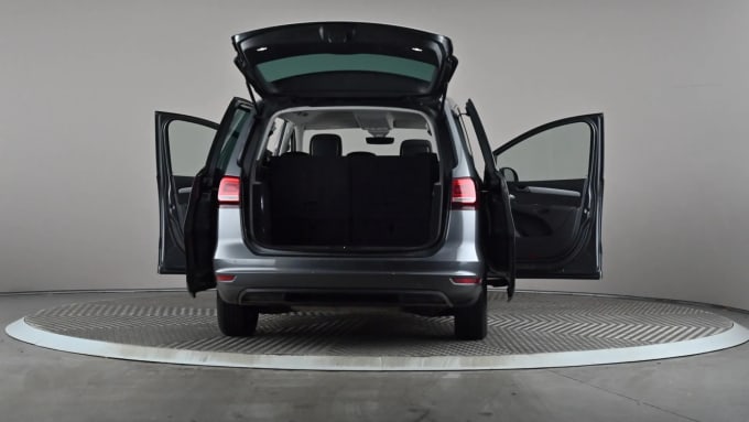 2021 Volkswagen Sharan