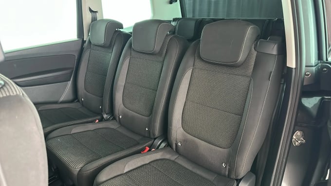 2021 Volkswagen Sharan