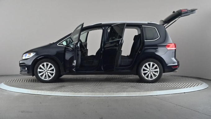 2018 Volkswagen Touran
