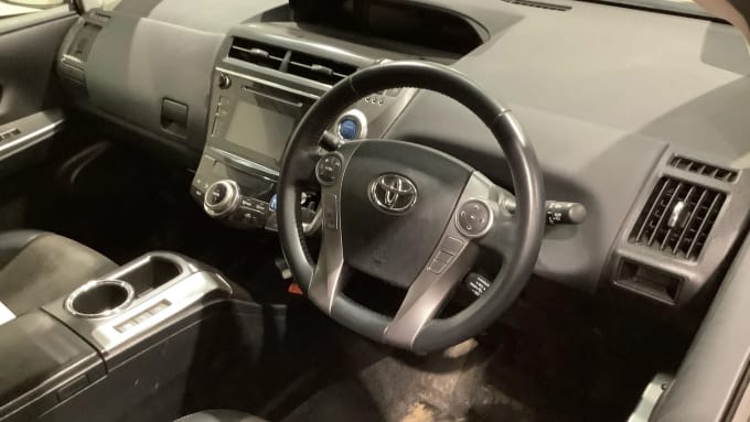 2020 Toyota Prius+