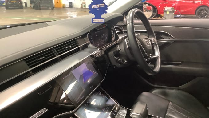 2019 Audi A8