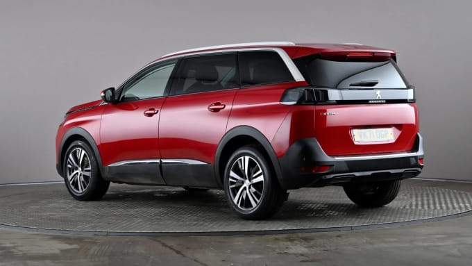 2021 Peugeot 5008