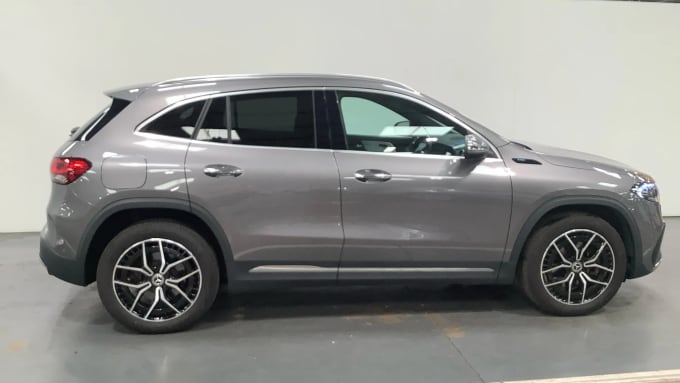 2022 Mercedes-benz Eqa