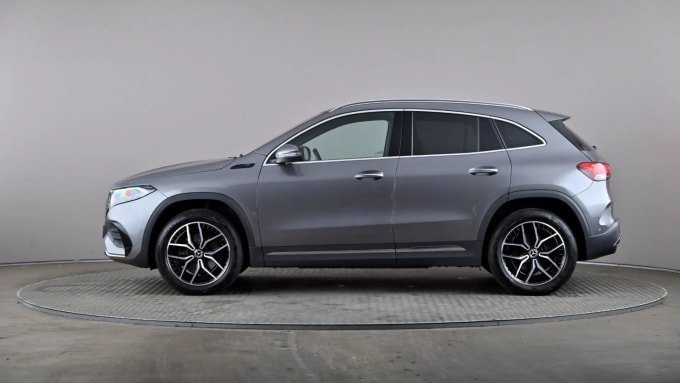 2022 Mercedes-benz Eqa