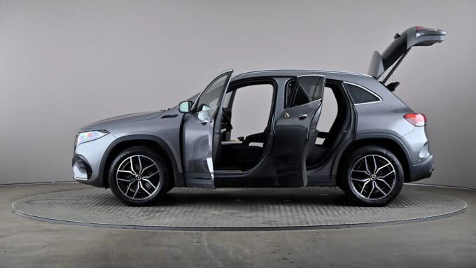 2022 Mercedes-benz Eqa