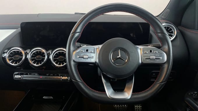 2022 Mercedes-benz Eqa