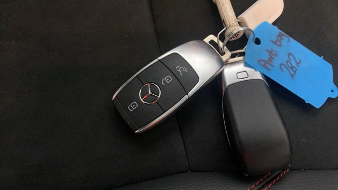 2022 Mercedes-benz Eqa