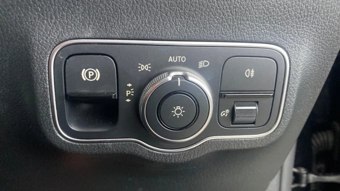 2023 Mercedes-benz Eqa