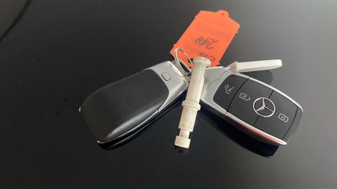 2021 Mercedes-benz Eqa