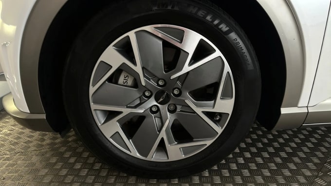 2023 Genesis Gv60